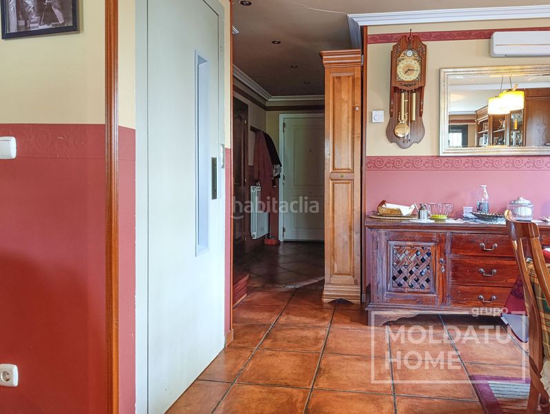 Foto 15f926fc-5849-4e45-87cd-e37c4b2b905d. Casa adossada amb calefacció aparcament a Lapice - Larreaundi - Olaberria - Meaka Irun