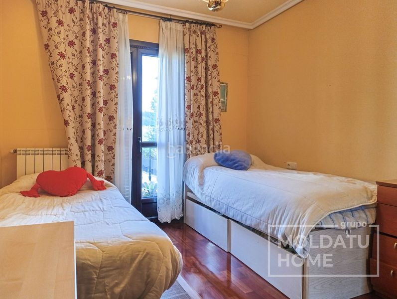 Foto 33923594-ba57-46a4-ad6b-752ea406f30f. Casa adossada amb calefacció aparcament a Lapice - Larreaundi - Olaberria - Meaka Irun