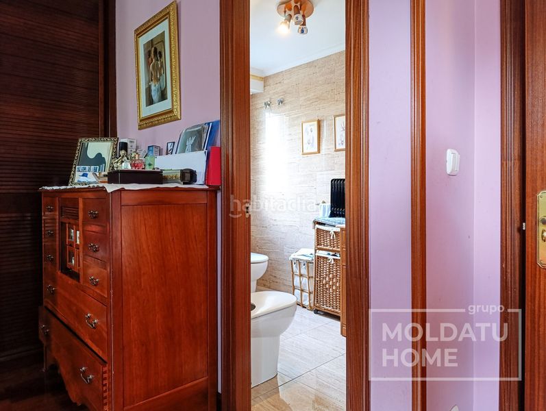 Foto f0d670c3-62e0-44f7-bf7c-ffce43add013. Casa adossada amb calefacció aparcament a Lapice - Larreaundi - Olaberria - Meaka Irun
