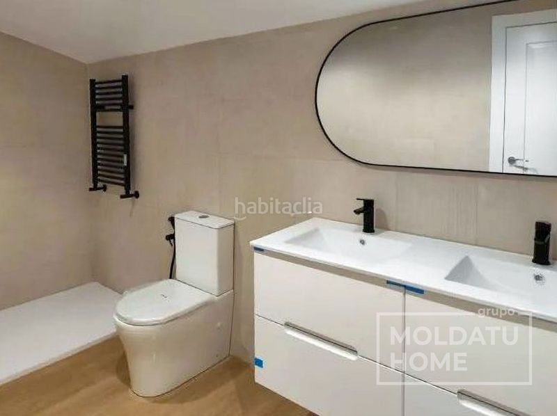 Foto e836e75f-f791-4274-bd32-2a0fc5ce2f61. Piso en San Fransisco Bilbao