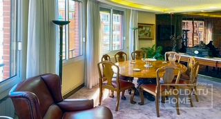 Pis a Sabino Arana-Jesuitas. Exclusiva vivienda señorial en esquina con vistas panorámicas ju