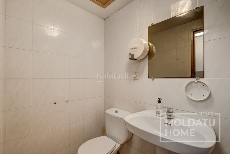Foto a7e3048e-1ad3-4bb5-8043-2093a5bc7e9f. Pis amb calefacció aparcament piscina a Barañáin / Barañain