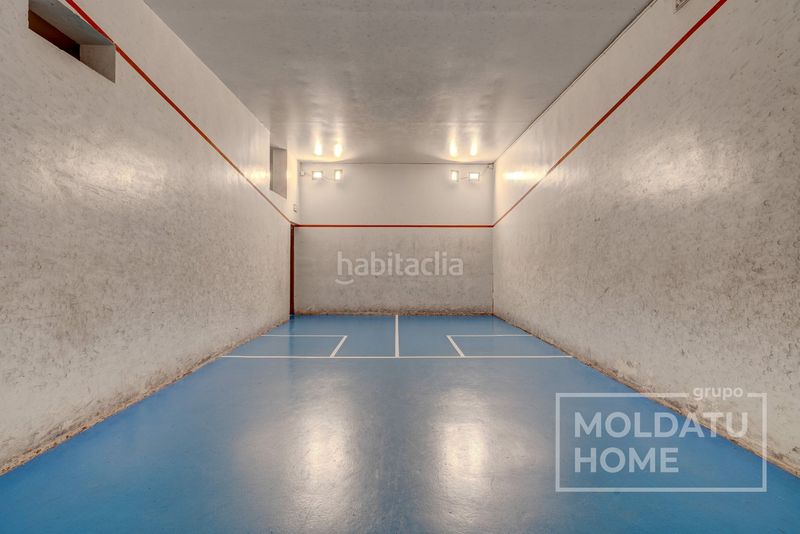 Foto af90ab23-b68b-45c7-b721-f7e180f2be60. Pis amb calefacció aparcament piscina a Barañáin / Barañain
