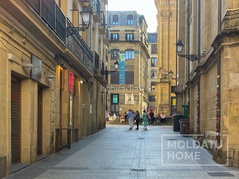 Foto 099de715-40db-4339-a50b-6725c7023f92. Apartamento piso en san sebastián Parte Vieja en Donostia - San Sebastián