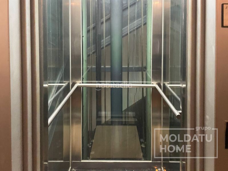 Foto 0b985ba8-0204-471d-b6cb-804372d8b528. Apartamento piso en san sebastián Parte Vieja en Donostia - San Sebastián