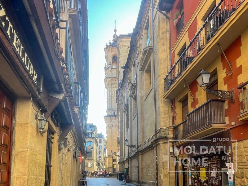 Foto d783905c-521f-4771-84a7-6eb381637c24. Apartamento piso en san sebastián Parte Vieja en Donostia - San Sebastián