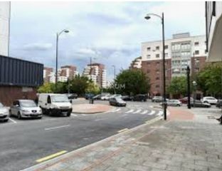 Flat in Iralabarri. Piso en irala