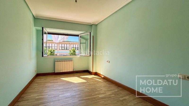 Foto f16cc070-aa73-41de-8870-979e13c28729. Piso en Hernani