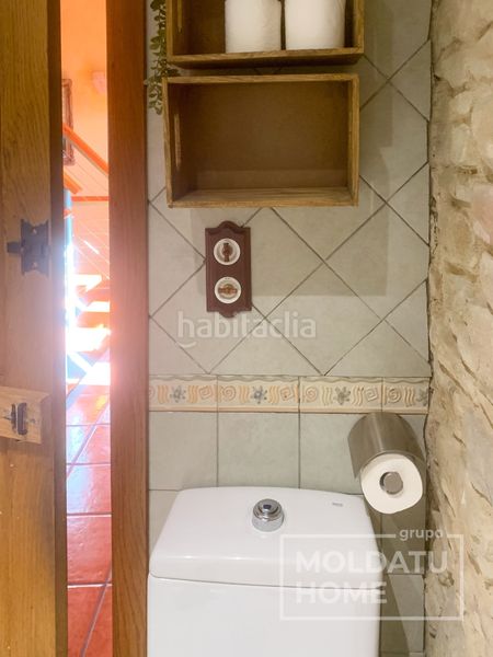 Foto 0139b098-e8c8-4ae7-99de-3144da03210e. Casa amb calefacció a Leoz