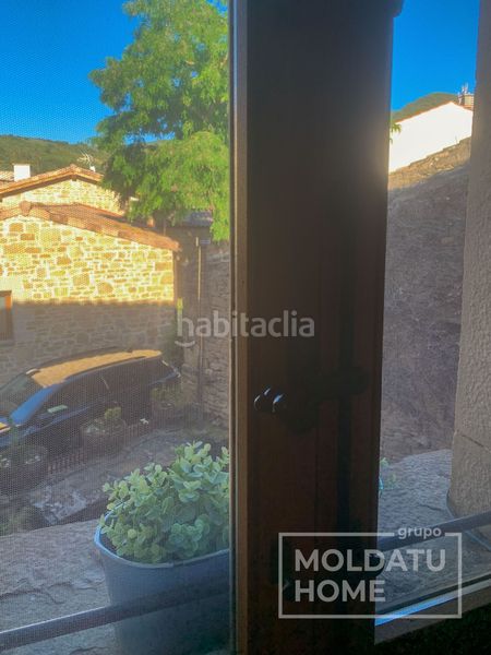 Foto 2dc1d608-e1f6-4a43-9539-f0f9006b766e. Casa amb calefacció a Leoz