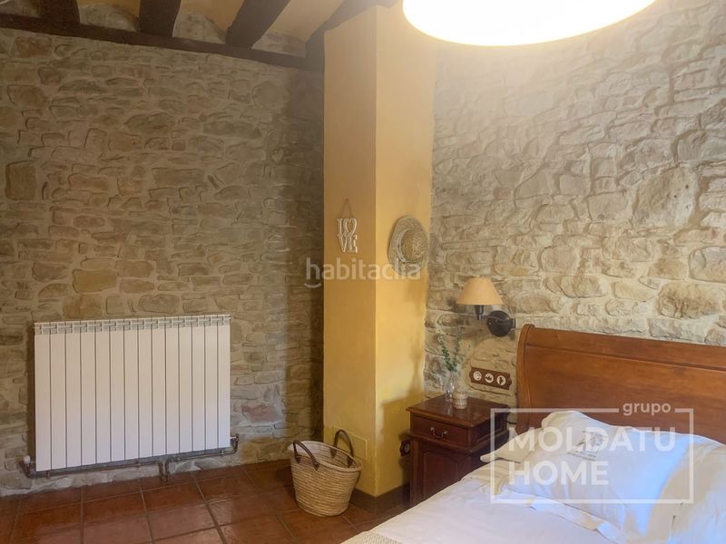Foto 45346d04-df02-4f82-a8ab-bce6b57dc928. Casa amb calefacció a Leoz