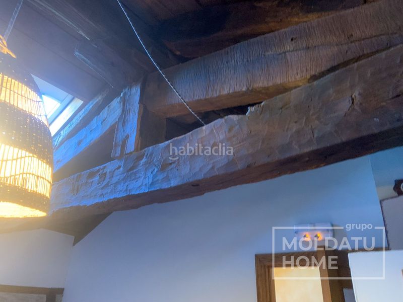 Foto bbedc290-4158-43fd-9b21-183fe47e1153. Casa amb calefacció a Leoz