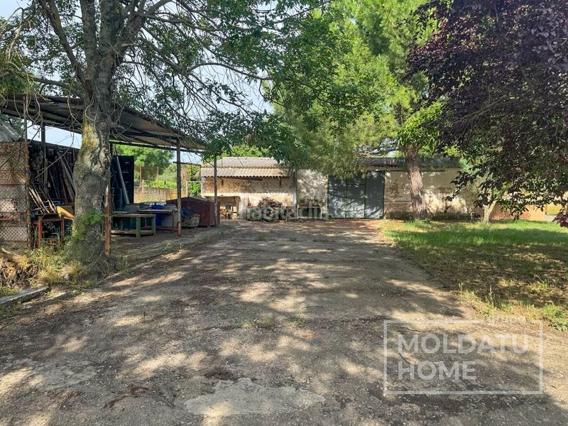 Foto bfac7c2d-d0fc-4b9e-8d66-1a5b3fad0f6d. Finca rústica a Lodosa