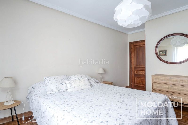 Foto 7f335afc-9cdc-4582-9501-a4faabb425c7. Pis amb calefacció aparcament a Zarautz