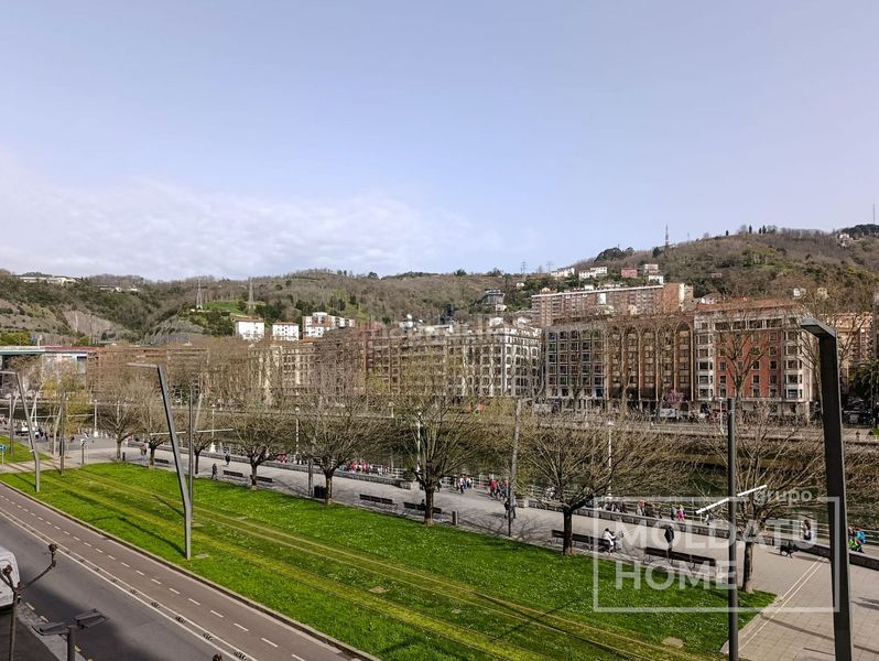 Foto 4027259b-5524-4324-9fdb-8ae1c4d9df88. Pis amb calefacció a Albia Bilbao