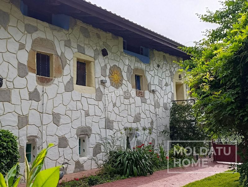 Foto a87f9816-91a3-460e-b779-44457e75b1e2. Casa amb calefacció a Bedia