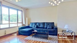 Etagenwohnung in Zumalakarregi