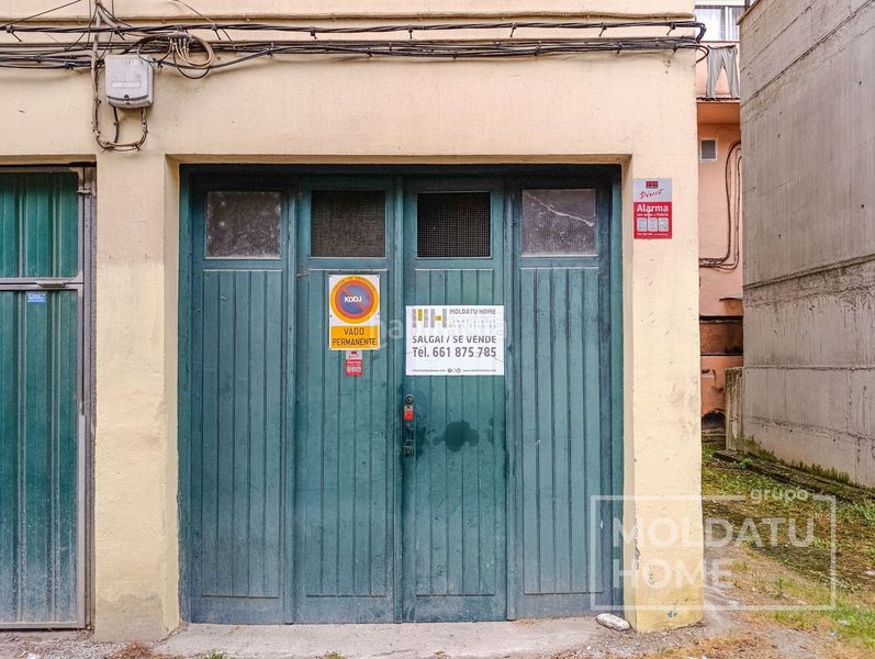 Foto c4065438-e5ac-42a6-9a46-58c1dd779fdf. Aparcament cotxe a Pinar - Anaka - Belaskoenea Irun