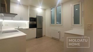 Miete Etagenwohnung in Área Romántica. Alquiler no destinado a vivienda habitual en donostia centro