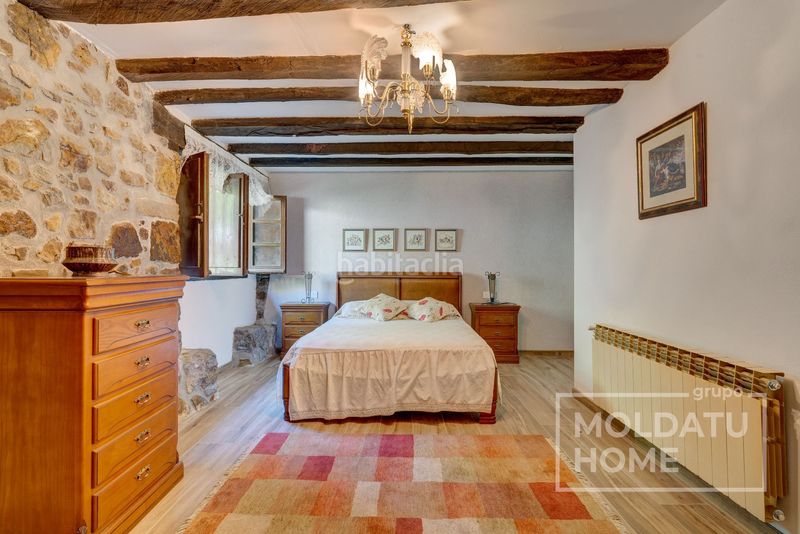 Foto 5a4bf87a-141a-492b-80eb-6ddcbc08b253. Casa amb calefacció aparcament a Mendaro