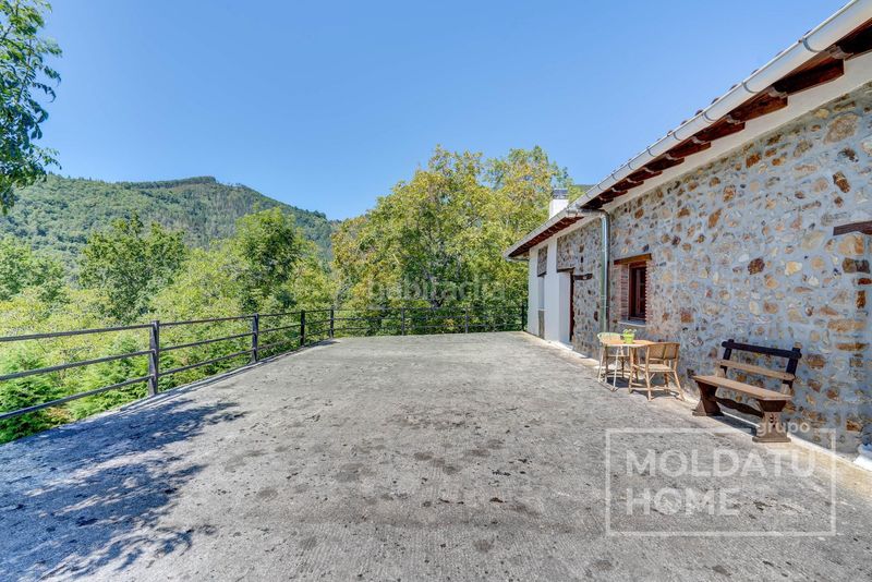 Foto 7ee3f791-8793-40a0-bd12-1998f50b1048. Casa amb calefacció aparcament a Mendaro
