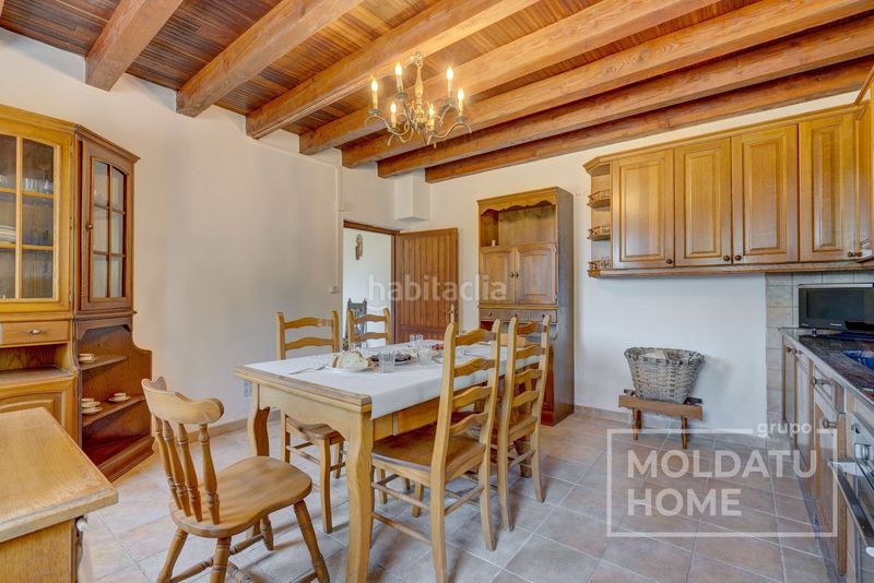 Foto b64d889d-0a5f-4de0-a4e5-89f9d7cb5415. Casa amb calefacció aparcament a Mendaro