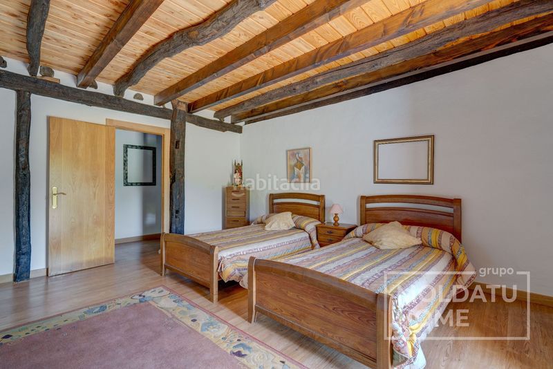 Foto b9e1f3d3-0a76-43af-8918-758f5aa8d415. Casa amb calefacció aparcament a Mendaro
