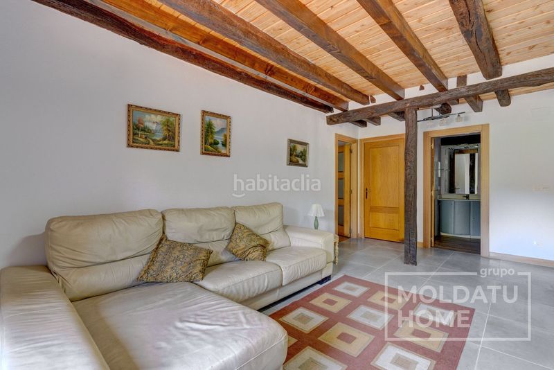 Foto e7d2a756-6142-4595-a8ba-bba89e596ef2. Casa amb calefacció aparcament a Mendaro