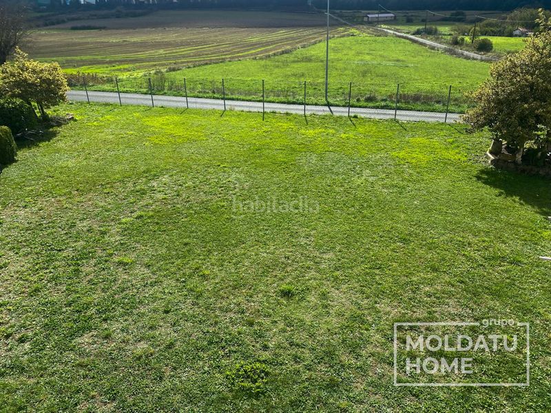 Foto f15d9373-0693-45dc-ae9f-35231728ee71. Casa amb calefacció aparcament piscina a Legutiano
