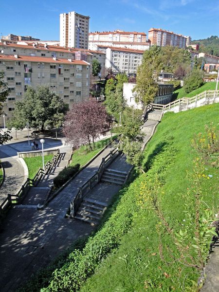 Foto 7972e07c-b27f-4fdf-9581-9296e6df3af4. Pis amb calefacció a Otxarkoaga Bilbao