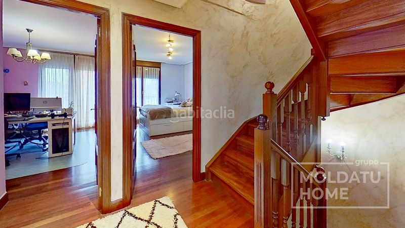 Foto d2a0e36e-fbae-4496-bb9c-75955eae87f7. Casa adossada amb calefacció a Valle de Trápaga - Trapagaran