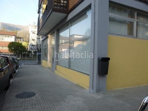 Foto a551f976-1496-4572-b123-867825e1fdc9. Local comercial a Andoain