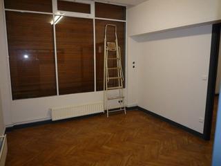 Lloguer Local Comercial  N/a. Local cerca del ayuntamiento