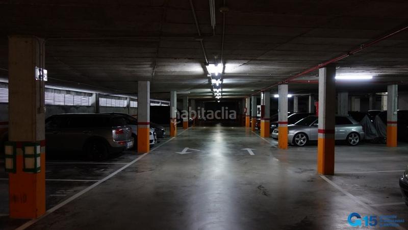 Foto 87dd94ef-8fda-488d-9420-bb1db7b3a3fe. Parking voiture dans Andoain