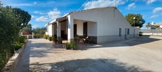 Xalet en La Foia - Daims - Asprella. Elche,partida daimes, casa de campo, 7.800 m2 de terreno,4 habit