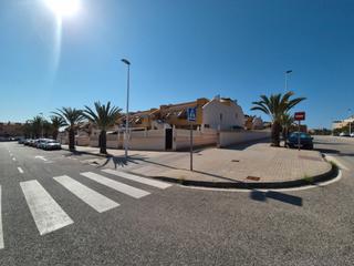 Parking coche en Los Arenales del Sol. Arenales del sol, urb. altomar iii, plaza de garaje amplia, 12 m