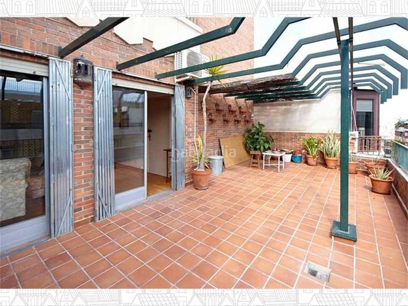Foto 5567879b-b2fe-4cae-821e-5d0db31f3ae4. Alquiler ático elche, zona Centro, atico, ascensor, terraza, amueblado, 2 habitacuones, 2 baños, aire acondicionado, armarios empotrados, muy lum en Elche / Elx