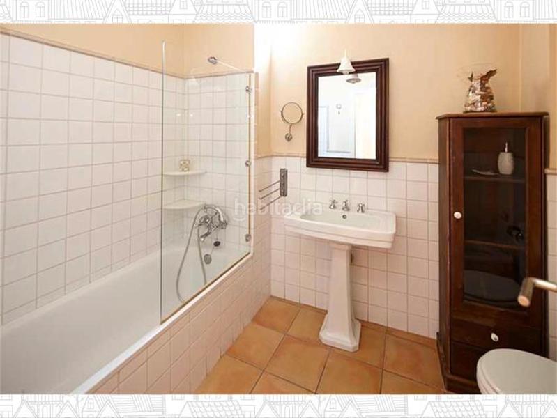 Foto 56d02201-30f1-42e5-94f6-cc99dfd117b6. Alquiler ático elche, zona Centro, atico, ascensor, terraza, amueblado, 2 habitacuones, 2 baños, aire acondicionado, armarios empotrados, muy lum en Elche / Elx