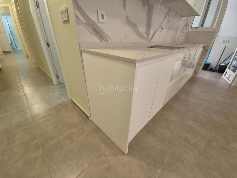 Foto 59ff910f-d5a0-4036-8dc9-b49679ab8cce. Local commercial dans Altabix Elche / Elx