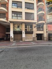 Lloguer Local Comercial a Centro. Elche, zona centro glorieta, local 400 m2, dos alturas,ideal cua