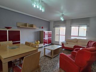 Appartement à Sector V. Elche, zona sector v, piso vpo, ascensor, 2 plazas de garaje, 3