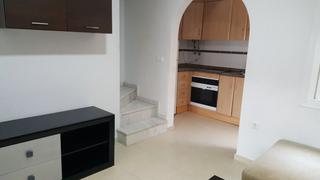Lloguer Casa adossada a Monte y Mar. Gran alacant, piscina, terraza, solarium,2 habitaciones, 2 baños
