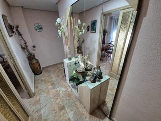 Location Appartement à El Raval - Portes Encarnades. Elche, zona puertas coloradas, 4 planta sin ascensor, amueblado
