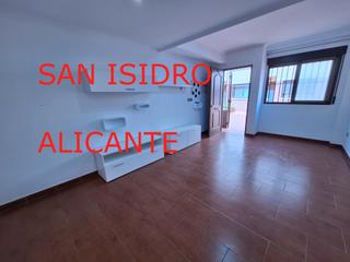 Miete Reihenhaus in San Isidro. San isidro alicante, bungalow 3 plantas, piscina, sin muebles, e