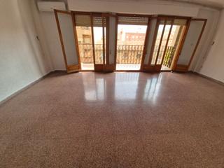 Location Appartement à Pont Nou - Corazón de Jesús. Elche, zona piruli, ascensor, garaje opcional, trastero, balcon,