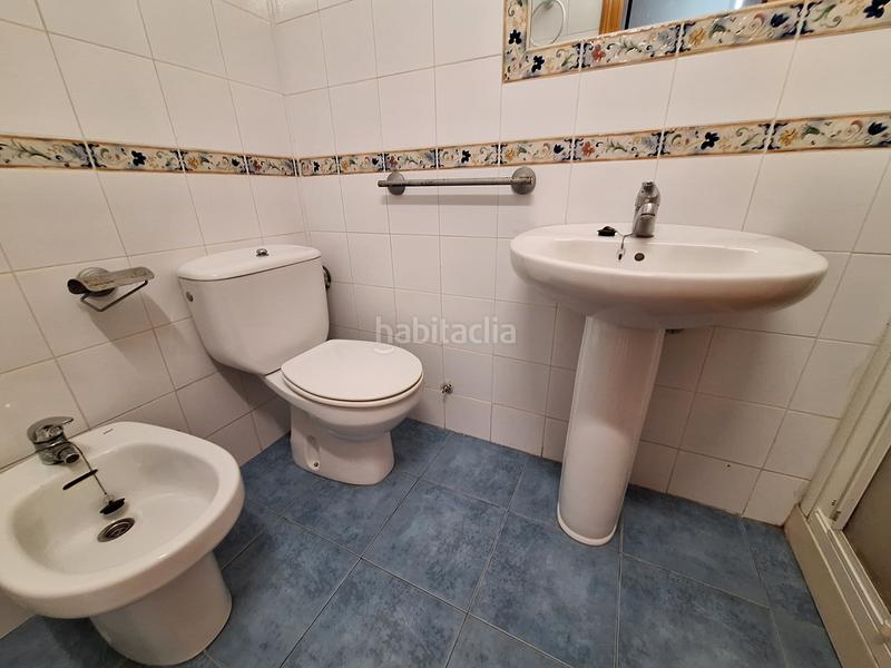 Foto eb77a55e-caac-4fba-be36-e4233d471f8a. Alquiler casa , zona playa tamarit, terraza, 3 habitaciones, 1 baño, aire acondicionado, armarios empotrados, chimenea, muy luminoso, en Santa Pola