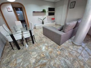 Affitto Appartamento in Sector V. Elche, zona polideportivo el pla, ascensor, amueblado, 3 habitac