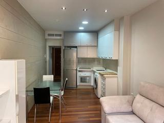 Miete Studiowohnung in Centro. Elche, zona centro iglesia salvador, ascensor,estudio, 1 habitac