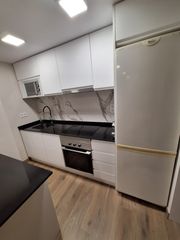 Miete Etagenwohnung in Centro. Santa pola, zona puerto,alquiler solo el mes de julio, ascensor,