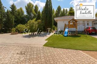 Chalet  Urbanización guajaraz. ?? ¡gran oportunidad de vivir con espacio, estilo y naturaleza!